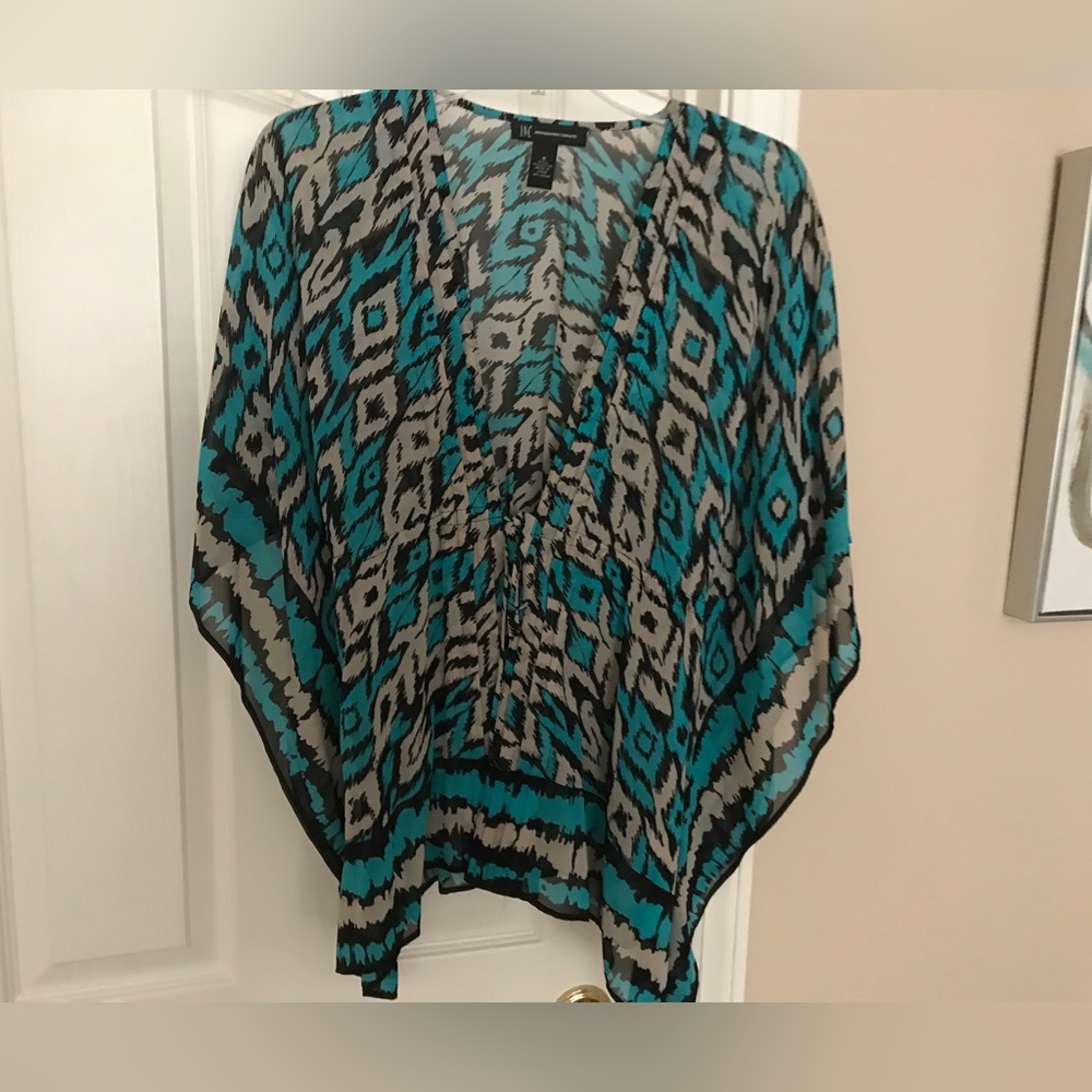 Colorful pancho ideal for spring or summer!